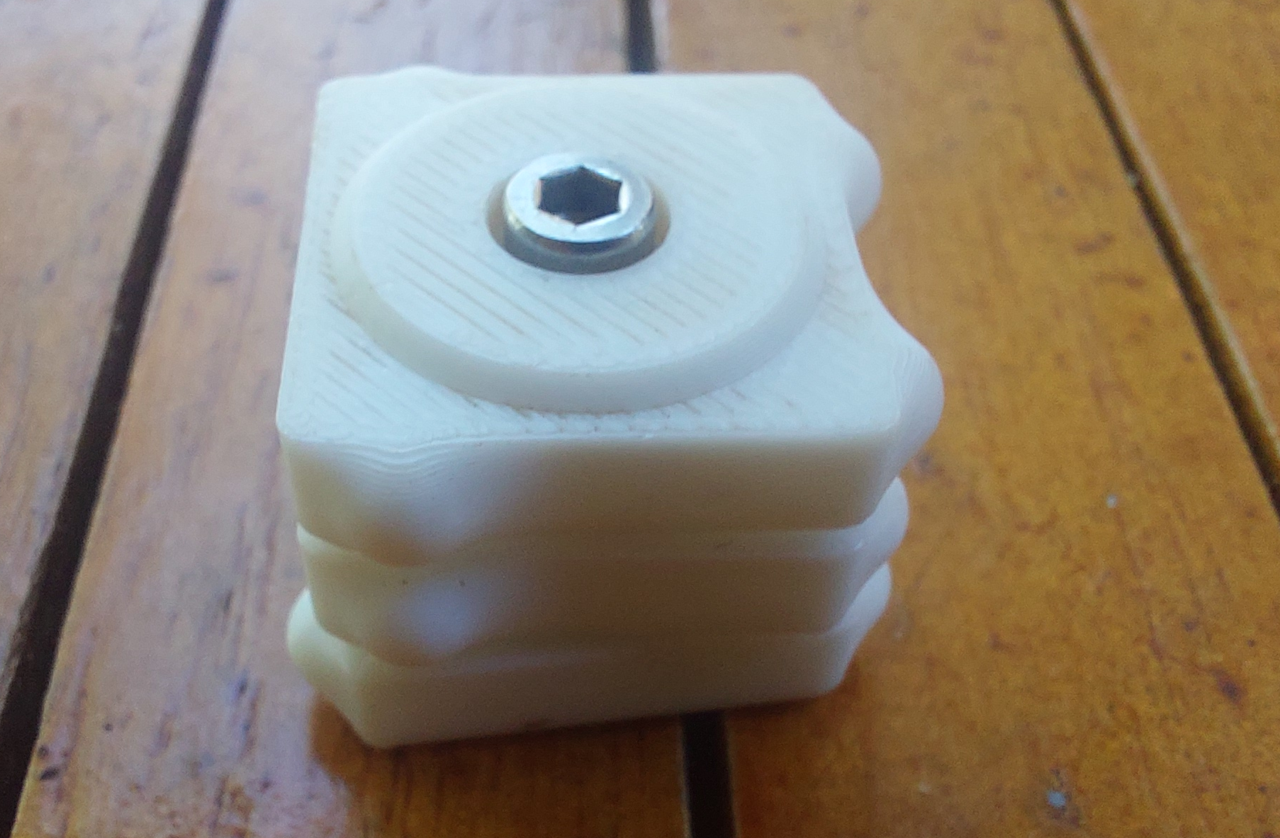 Le "Braille cube" imprimé en PETG blanc